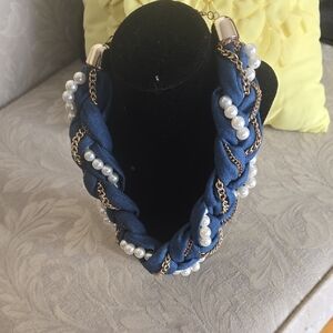 Elegant Blue and Gold Braided Necklace with Pearls